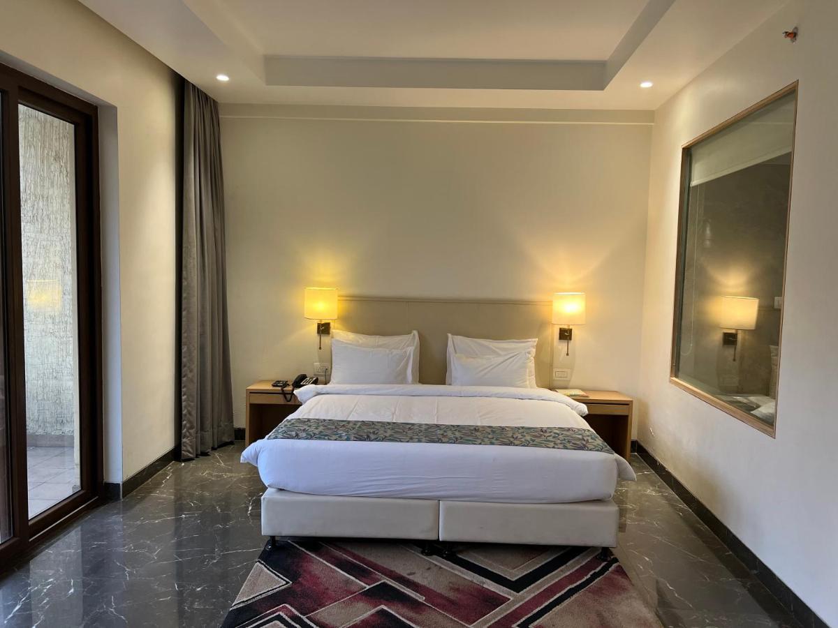 Parklane Resort Dhanbād Eksteriør billede